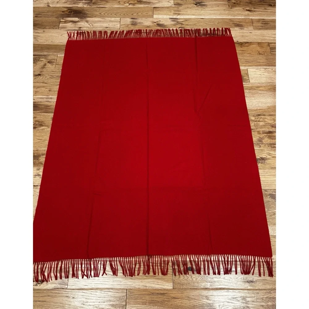 NWOT‎ Williams Sonoma Cashmere Throw Fringe Red 50